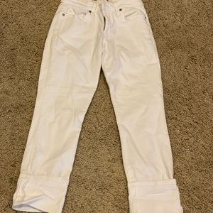 Joe’s Capri jeans! Any weather ready! Dress up or down! Cute style